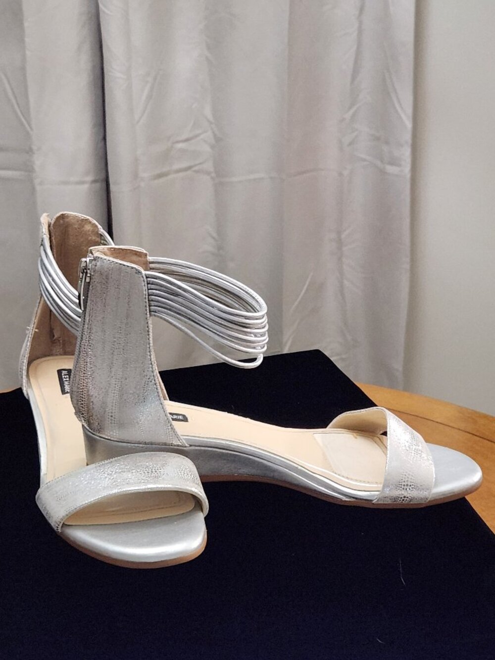 Alex Marie (Dillard's) size 9